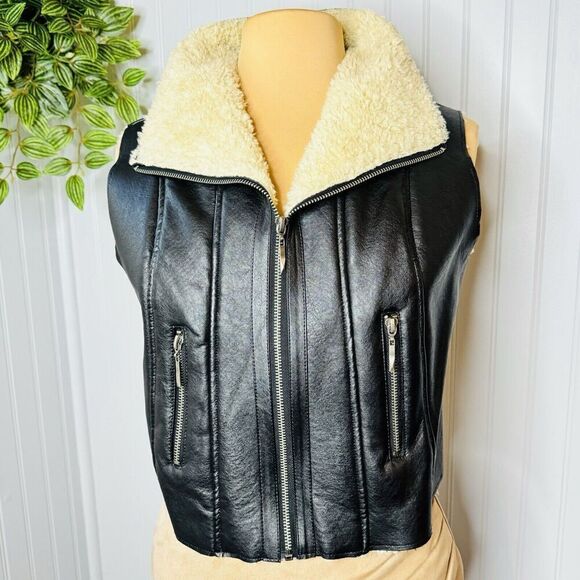 Women Sz L Black Faux Leather Sherpa Jacket Vest Say What? Retro Style CUTE 0847 - Picture 1 of 10